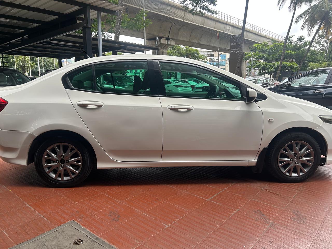 Honda City(2008-2011) V Petrol